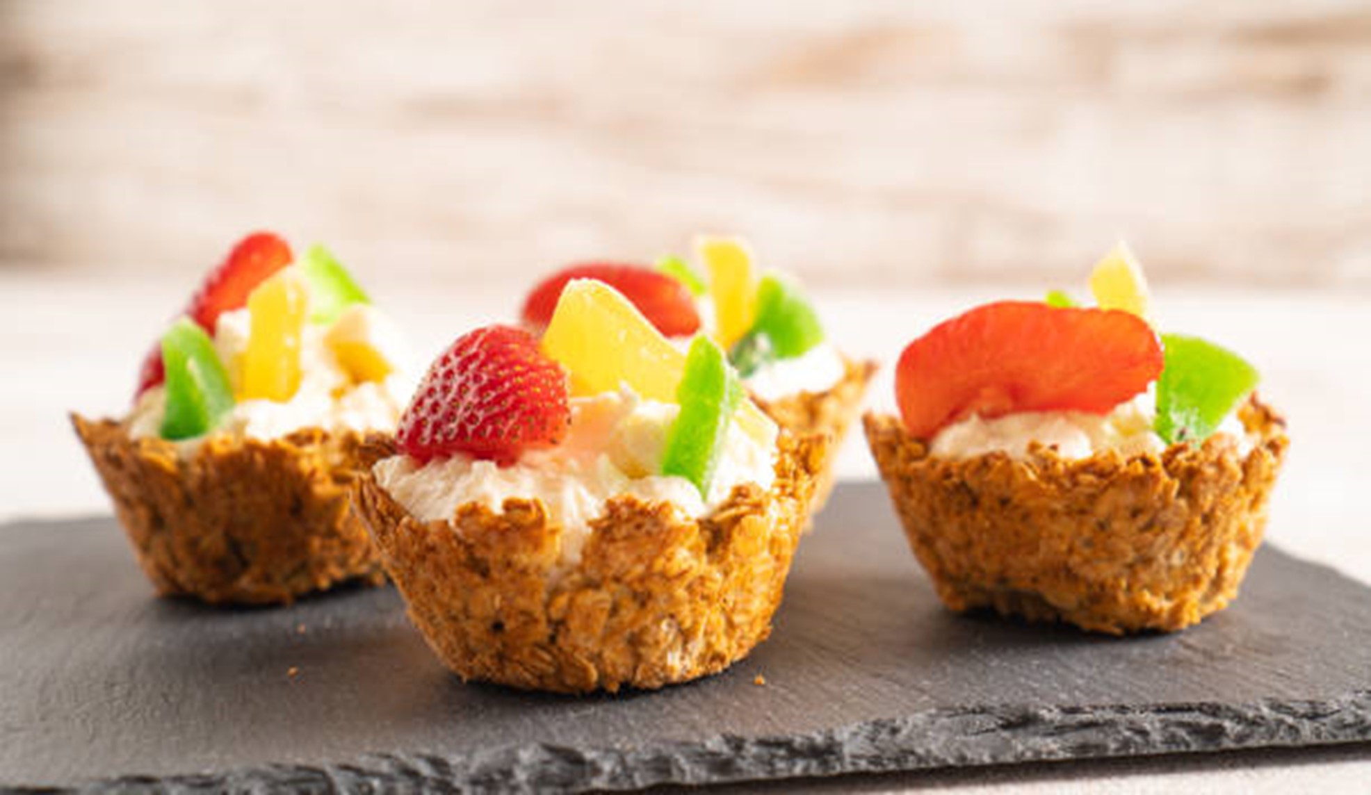 Fruity Frozen Yogurt Cups